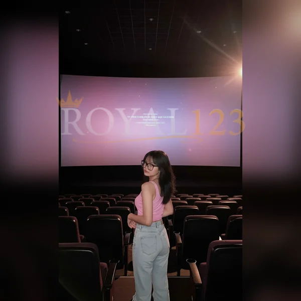ROYAL123 : Menjelajahi Dunia Film Melalui Layar Lebar yang Memukau
